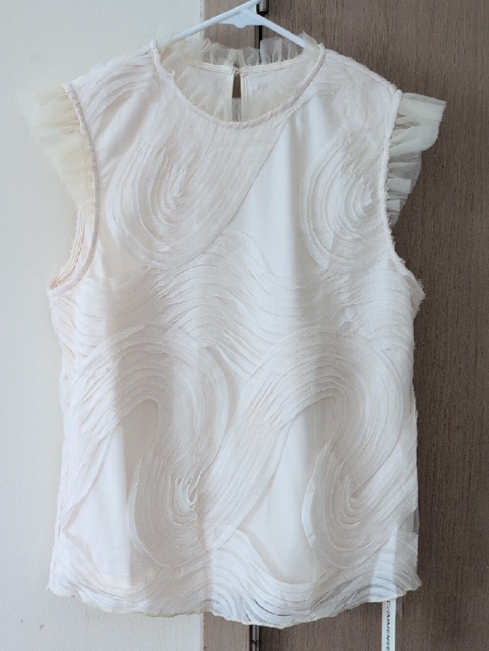 Commense Cream Ruffled Neck Sleeveless Top - Size M | Day Evening Event Summer